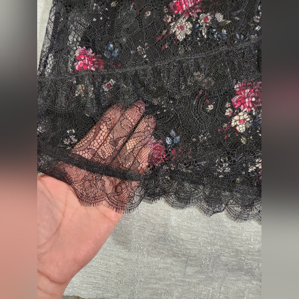 Lace Shell Top - Picture 4 of 4
